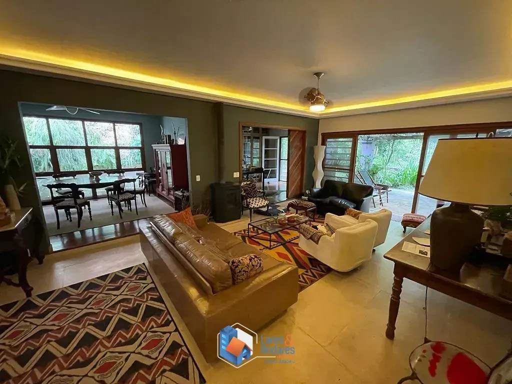Foto do imóvel Casa para venda em Real Parque com 2 quartos, sendo 2 suítes, 293m² em Rua Dom Paulo Pedrosa