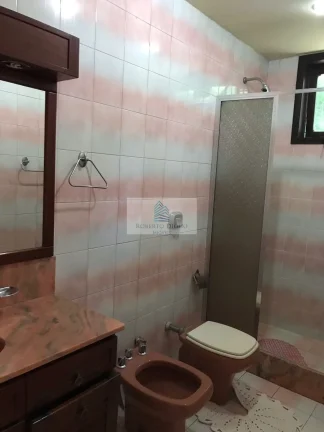 Imagem Casa de Luxo em Condomínio na Taquara, Rio de Janeiro - 5 Quartos, 5 Suítes, 430m² - Imperdível!