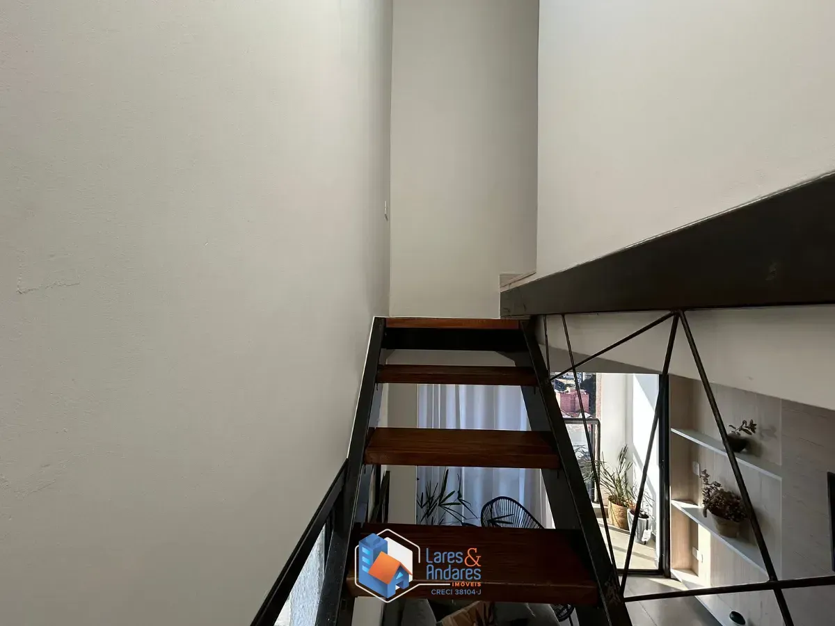 Imagem Duplex para venda em Pompeia com 2 quartos, sendo 1 suíte, 60m²