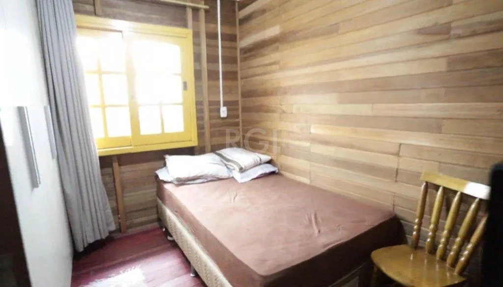 Imagem Casa para Venda - 180m², 3 dormitórios, sendo 1 suites, 3 vagas - Sarandi