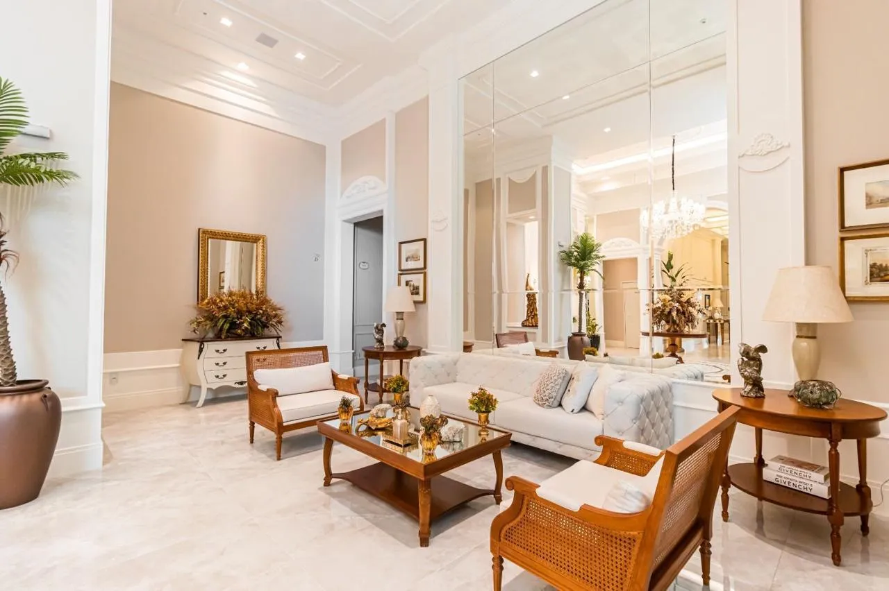Imagem Apartamento com vista para o mar à venda com 200m2 por R$ 9.980.000,00