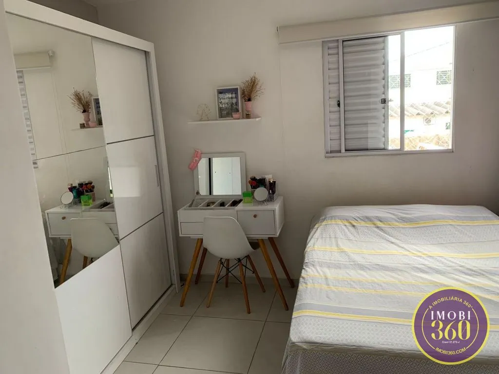 Imagem Sobrado à Venda em Vila Paranaguá, São Paulo - SP