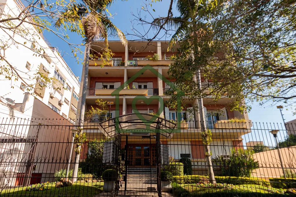 Apartamento de frente, com 3 dormitórios e três sacadas, sendo nos 2 dormitorios e na sala, propor...