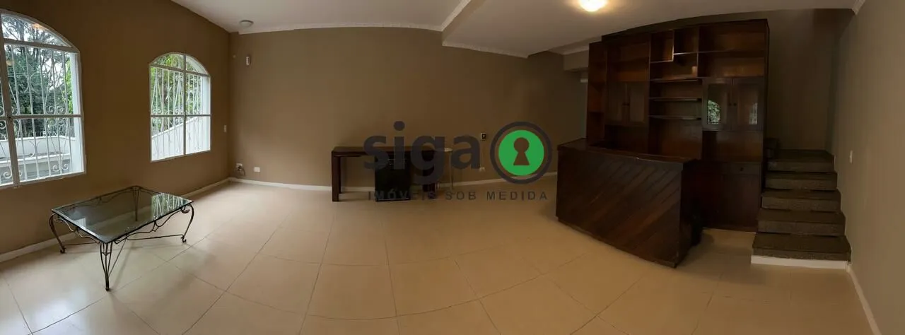 Imagem Sobrado á Venda - 250m², 4 quartos , 5 vagas na Vila Guarani (Zona Sul) !!