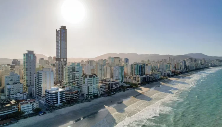 Imagem APARTAMENTO RESIDENCIAL em Itapema - SC, Meia Praia