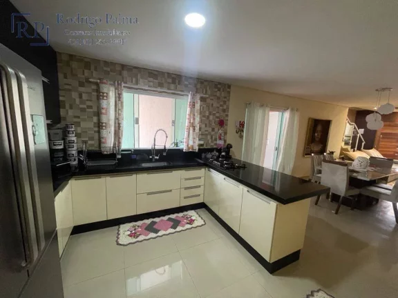 Imagem Belíssima casa à venda na zona Leste de São José dos Campos