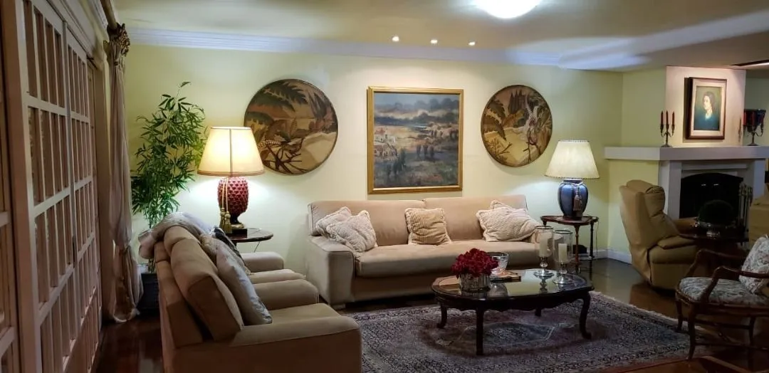 Imagem Casa Condominio para Venda - 451m², 5 dormitórios, sendo 3 suites, 4 vagas - Santa Tereza