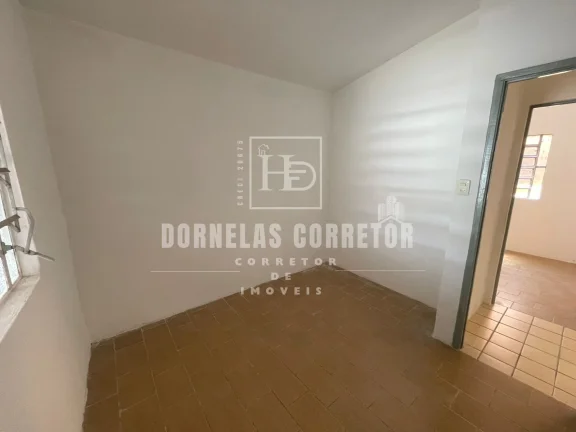 Imagem CASA COM 3 QUARTOS, SALA AMPLA E ACEITA FINANCIAMENTO!