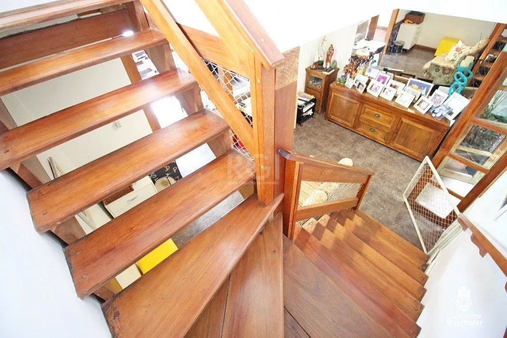 Imagem Casa para Venda - 151.36m², 3 dormitórios, sendo 1 suites, 2 vagas - Partenon
