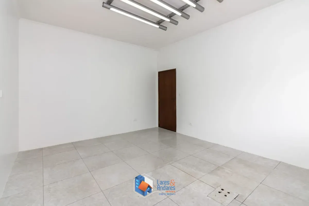 Imagem Casa comercial para venda em Paraíso, 181m²