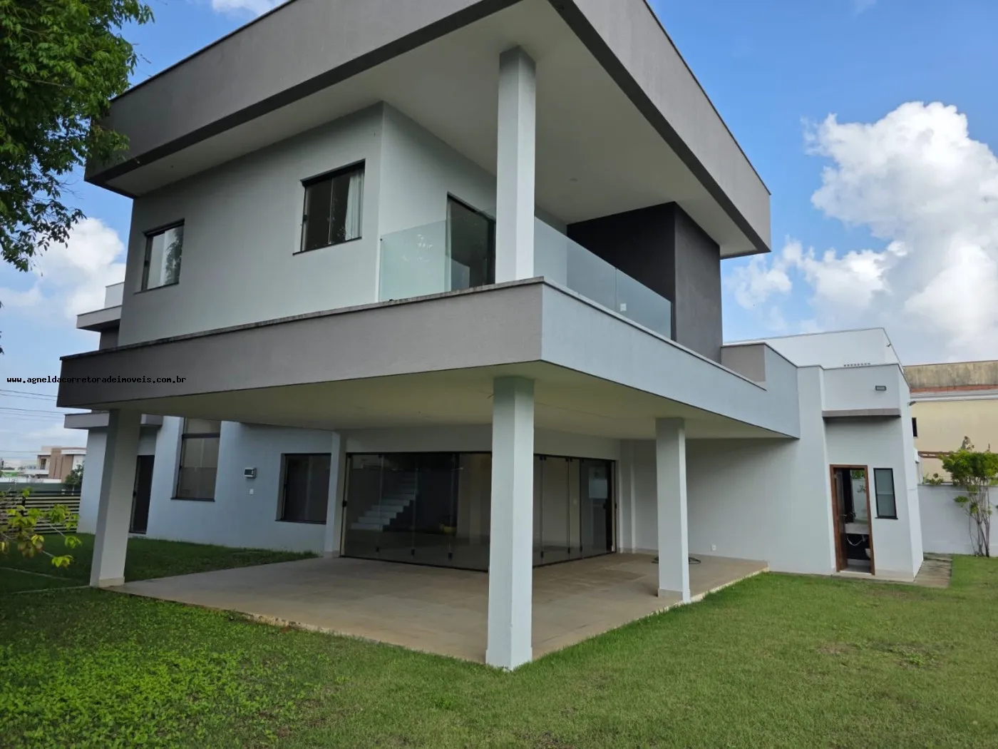 Imagem Casa em Condomínio para Venda em Parnamirim, Pium (Distrito Litoral), 4 dormitórios, 4 suítes, 5 banheiros, 4 vagas