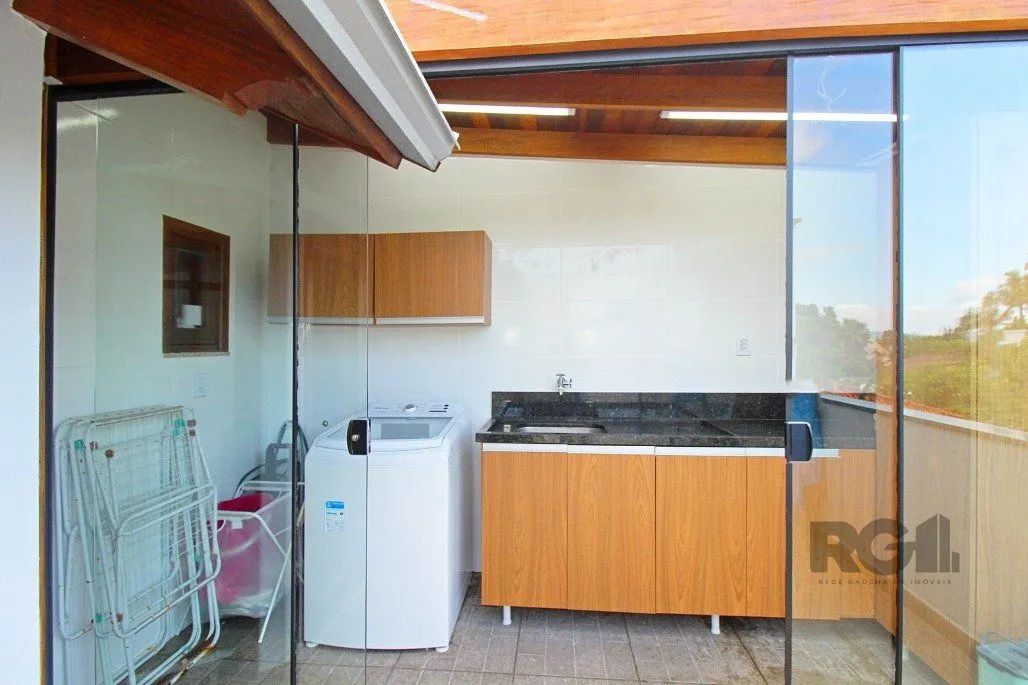 Imagem Sobrado para Venda - 218m², 4 dormitórios, sendo 3 suites, 2 vagas - Ipanema