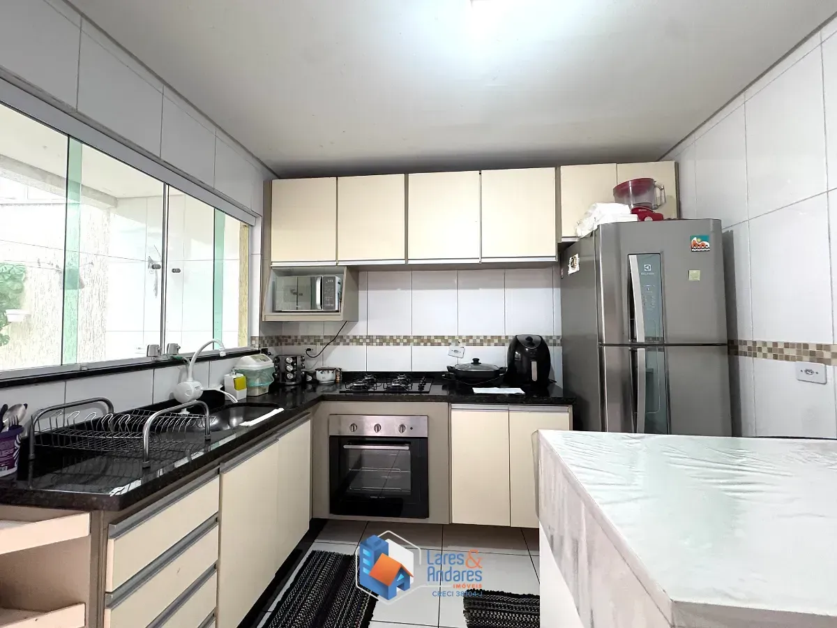 Imagem Sobrado para venda em Sapopemba com 3 quartos, sendo 3 suítes, 90m²