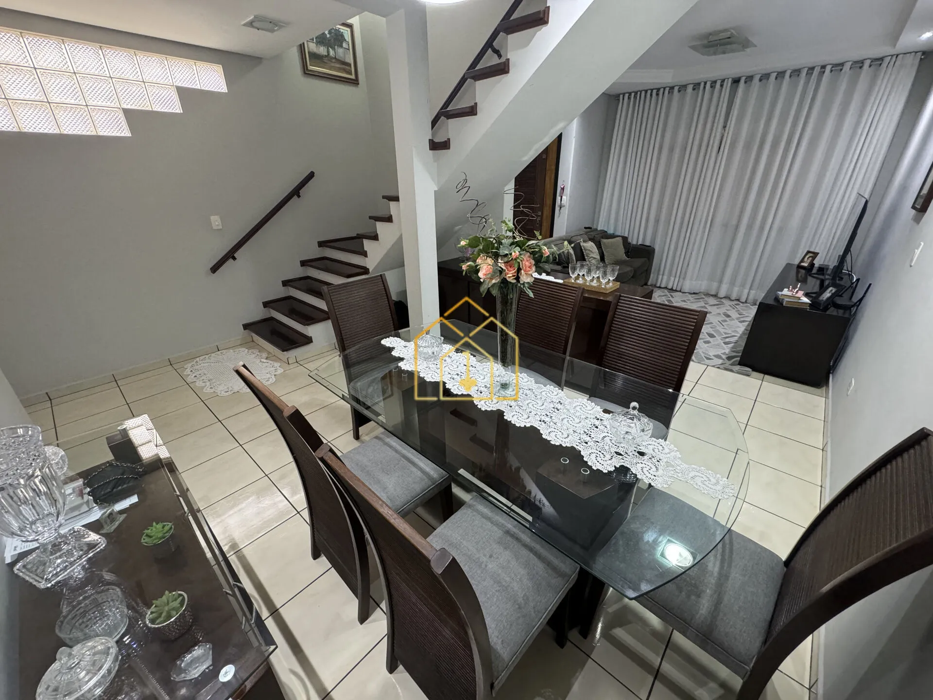 Imagem Sobrado à venda 177 m² 3 quartos 1 suíte 2 vagas | Jardim Stella - Santo André - SP