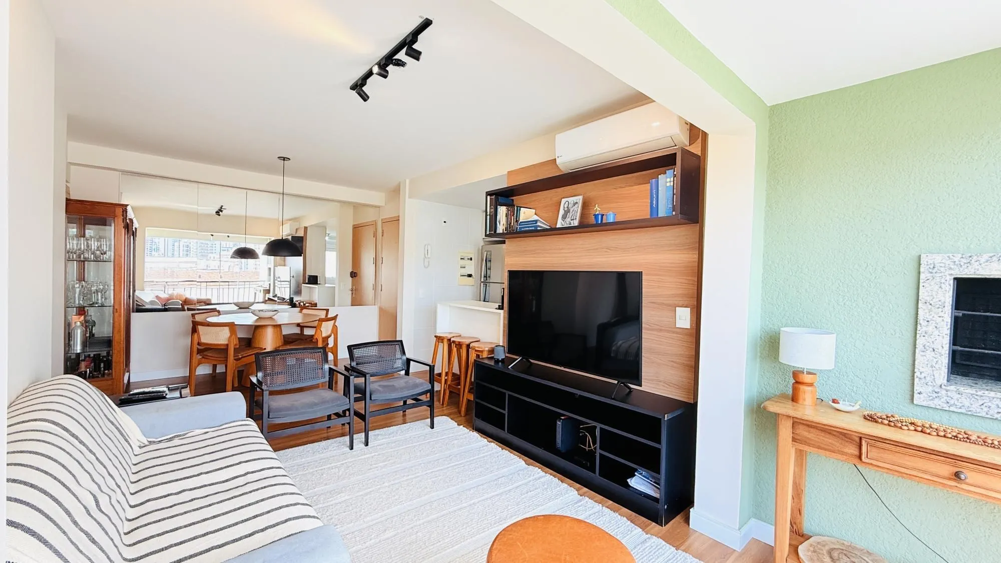Imagem Excelente apartamento a venda com 2 dormitórios no bairro Passo d areia.