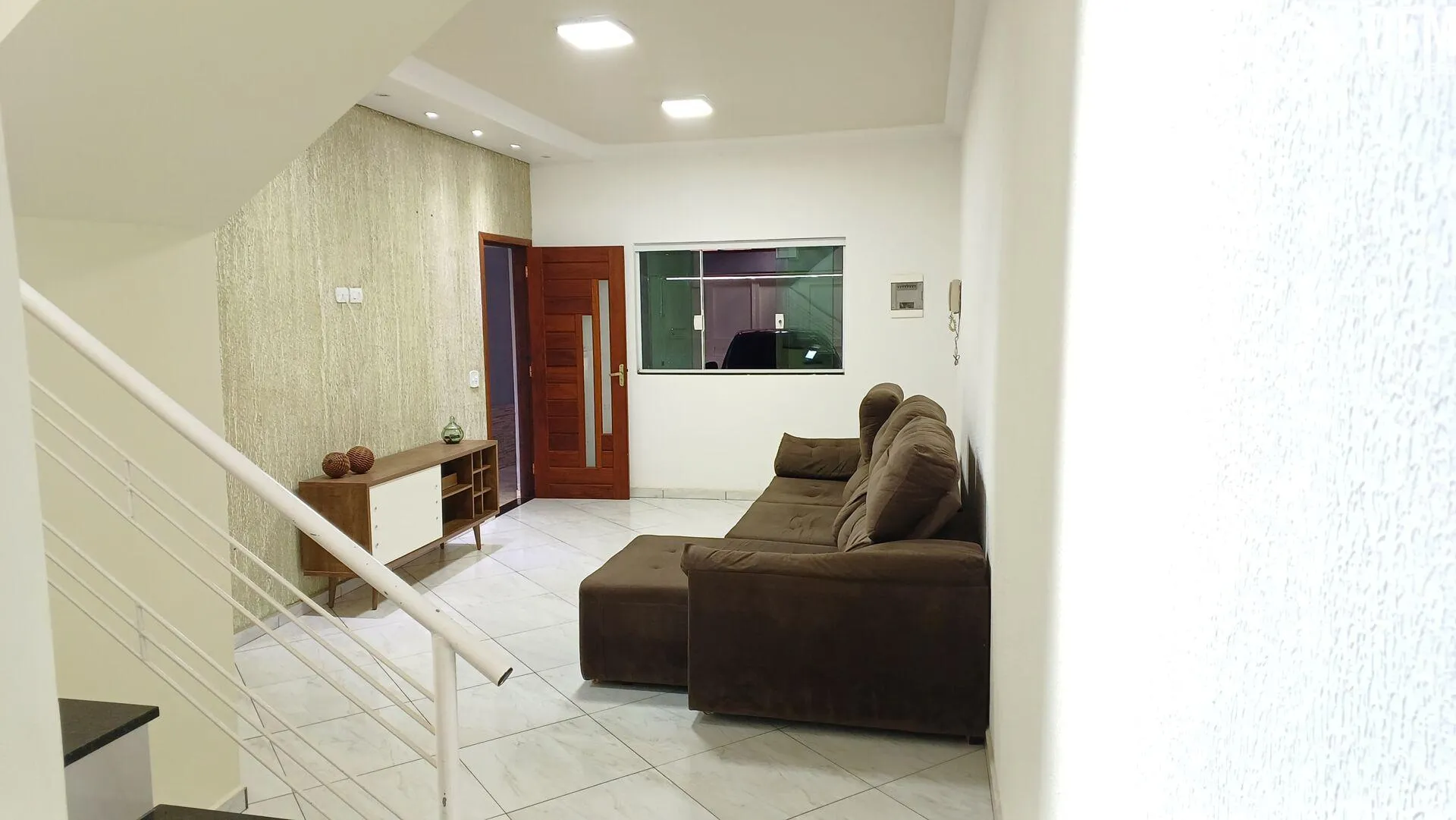 Imagem Sobrado com 3 Dormitorio(s) localizado(a) no bairro Vila Suissa em Mogi das Cruzes / Mato Grosso do Sul Ref.:462