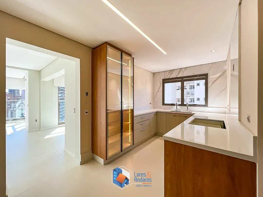 Imagem Apartamento para venda em Indianópolis com 3 quartos, sendo 2 suítes, 157m²