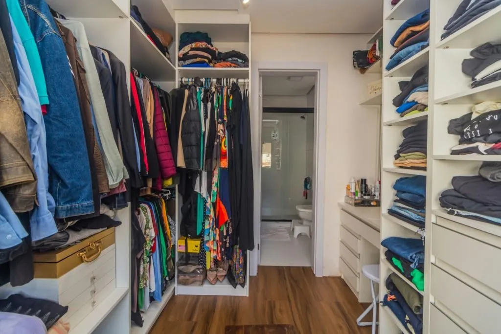 Imagem Casa em condomínio com 3 suítes à venda - Jardim Planalto, Porto Alegre
