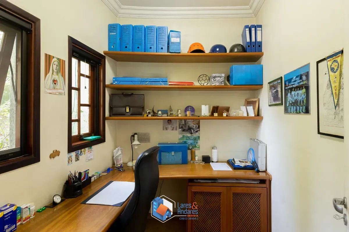 Imagem Sobrado para venda em City América com 4 quartos, sendo 3 suítes, 400m²