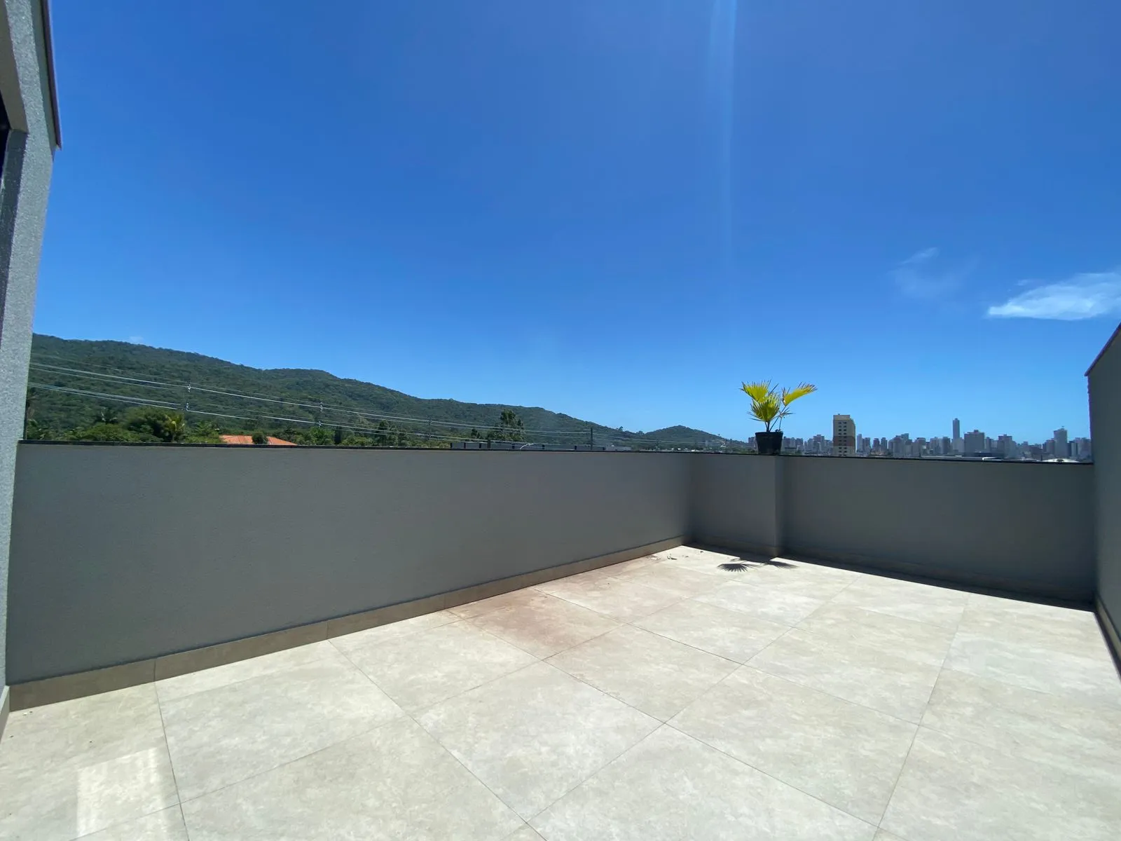 Imagem Casa à venda com 108m2 por R$ 715.000,00