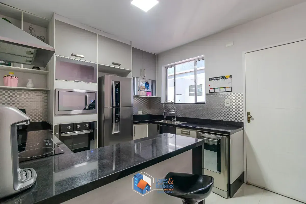 Imagem Sobrado para venda em Vila Santa Catarina com 3 quartos, sendo 1 suíte, 104m²