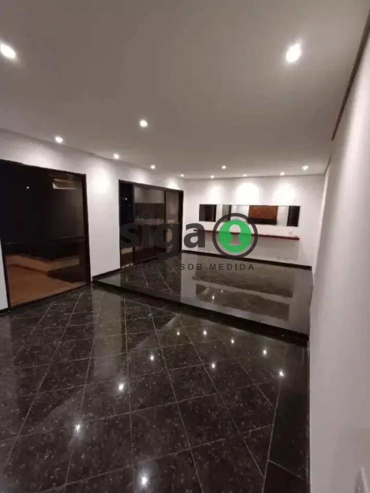 Imagem Apartamento Alto Padrão no Morumbi - 246 m², 4 Dormitórios e 4 Vagas