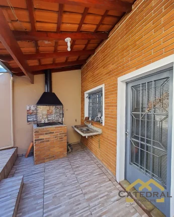 Imagem Casa à Venda com 3 dormitórios sendo 1 suíte de R$940.000,00 por R$884.000,00- Agapeama - Jundiaí/SP