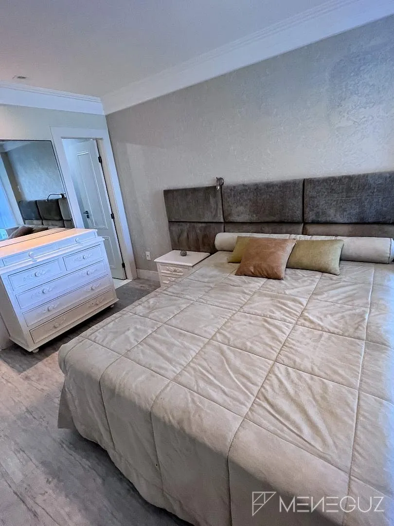 Imagem Apartamento de 4 quartos a venda, de frente para o mar na Praia do Morro em Guarapari