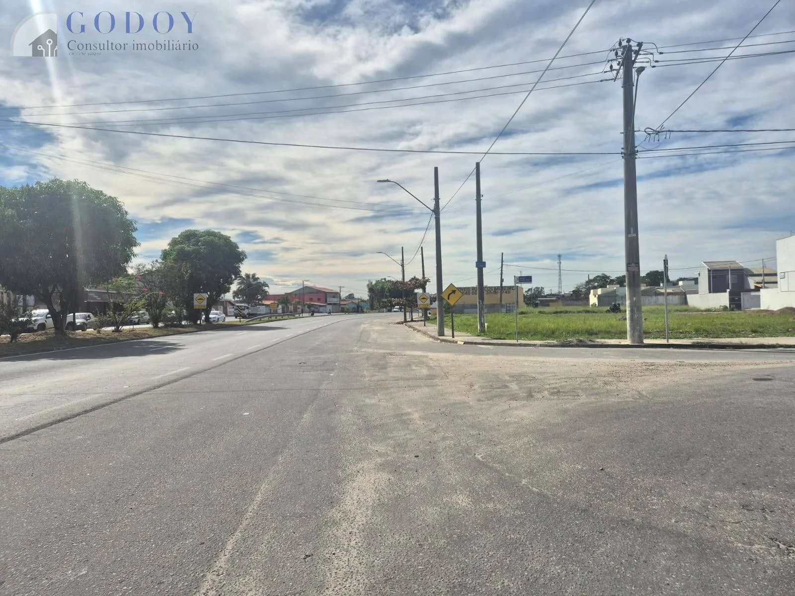 Imagem Oportunidade Comercial em Moreira César - Terreno com 1.015m² de Esquina