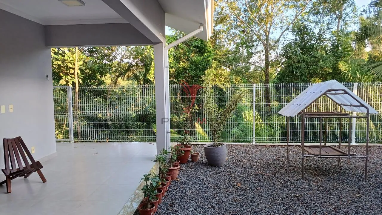 Imagem Casa Alto Padrão Localizada no Bairro Amizade. Aceita imóvel de menor valor