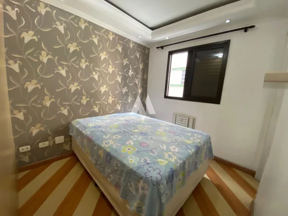 Imagem Apartamento 2 dormitórios, com vaga e lazer no prédio.Quadra da praia do Itararé, São Vicente/SP