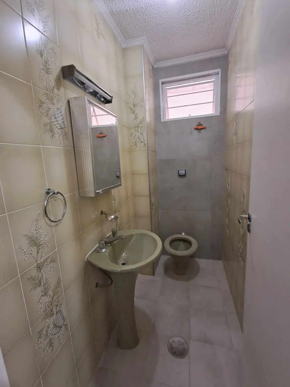 Imagem Apartamento à venda no Centro de Sorocaba, 116 m², 3 dormitórios, suíte, andar alto, vista panorâmica, portaria 24 horas.