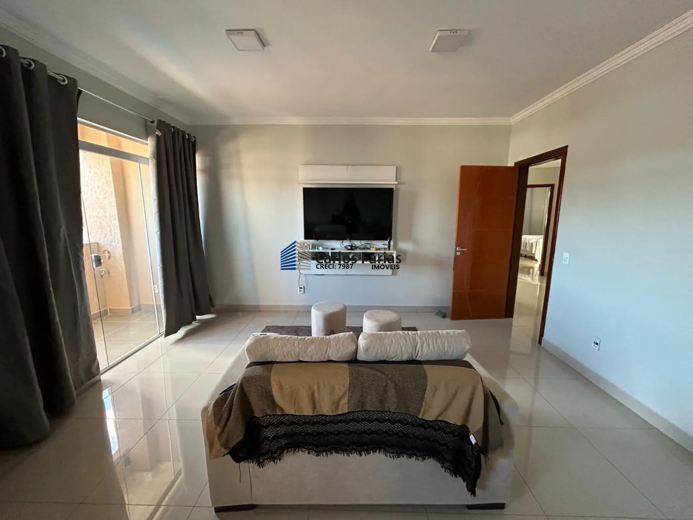 Imagem Casa em Condomínio para Venda em Brasília, Setor Habitacional Vicente Pires, 5 dormitórios, 5 suítes, 8 banheiros, 7 vagas