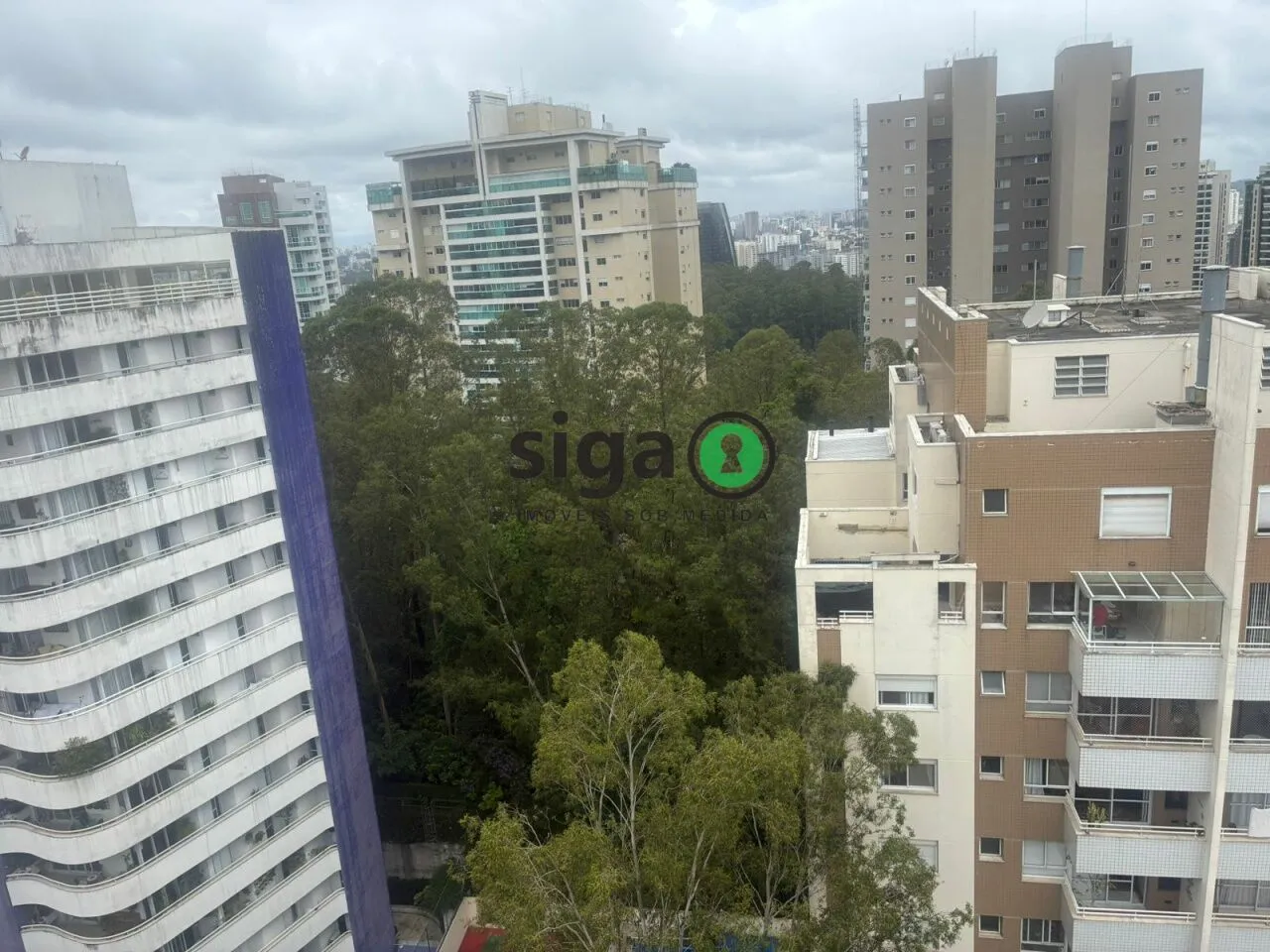 Imagem VENDA ou LOCAÇÃO de Apartamento na Vila Andrade com 2 suítes, 2 Vagas e lazer completo