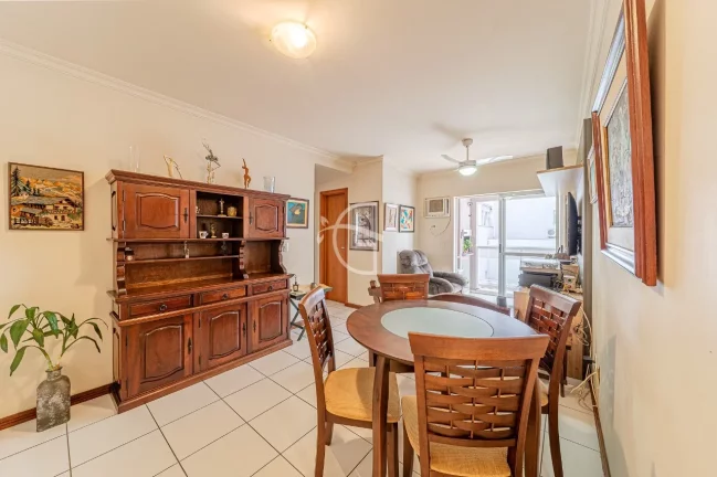 Imagem Apresentamos um lindo apartamento com 3 quartos, sendo 1 suíte