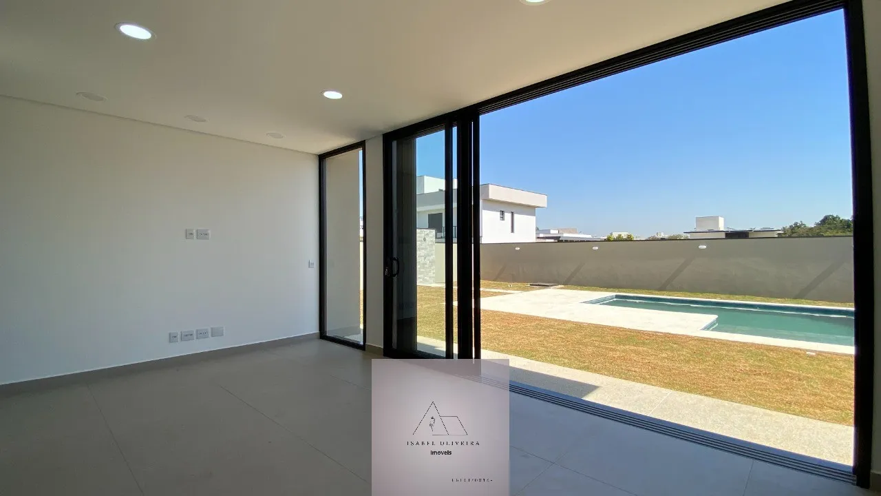 Imagem Casa de luxo à venda em Condomínio Vilas do Golfe, Itu-SP: 3 quartos, 3 suítes, 1 sala, 4 banheiros, 4 vagas de garagem, 246m².