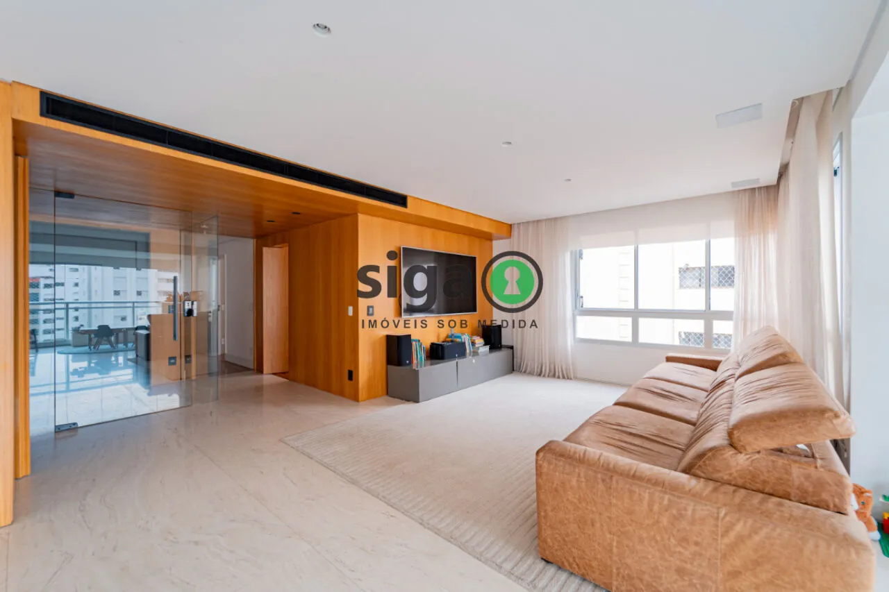 Imagem Apartamento Alto Padrão à Venda no Campo Belo - 220 m² - 3 Suítes - 4 Vagas - Varanda Gourmet
