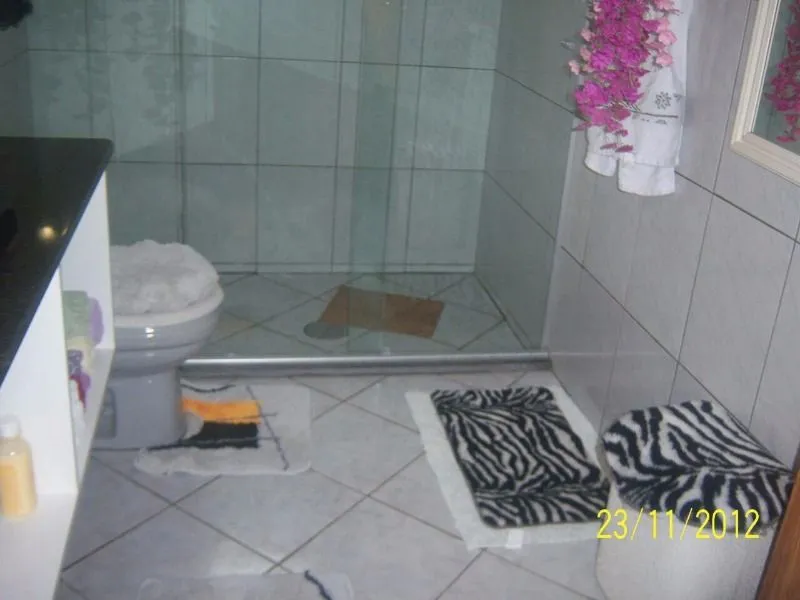 Imagem Casa para Venda - 150m², 2 dormitórios, 5 vagas - Ponta Grossa