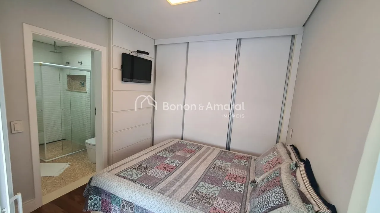Imagem "Luxuosa Propriedade em Condomínio Exclusivo com Vista Panorâmica e Lazer Completo em Valinhos"