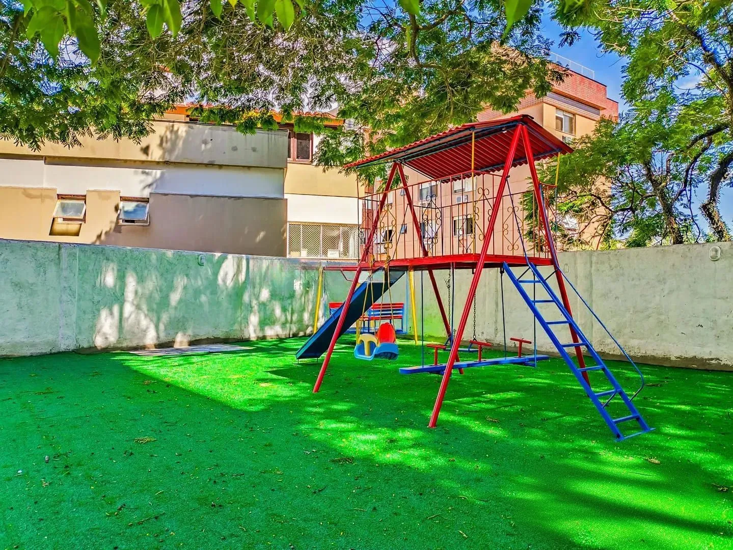 Imagem Apartamento de 3 dormitórios á venda no Bairro Bela Vista - Porto Alegre