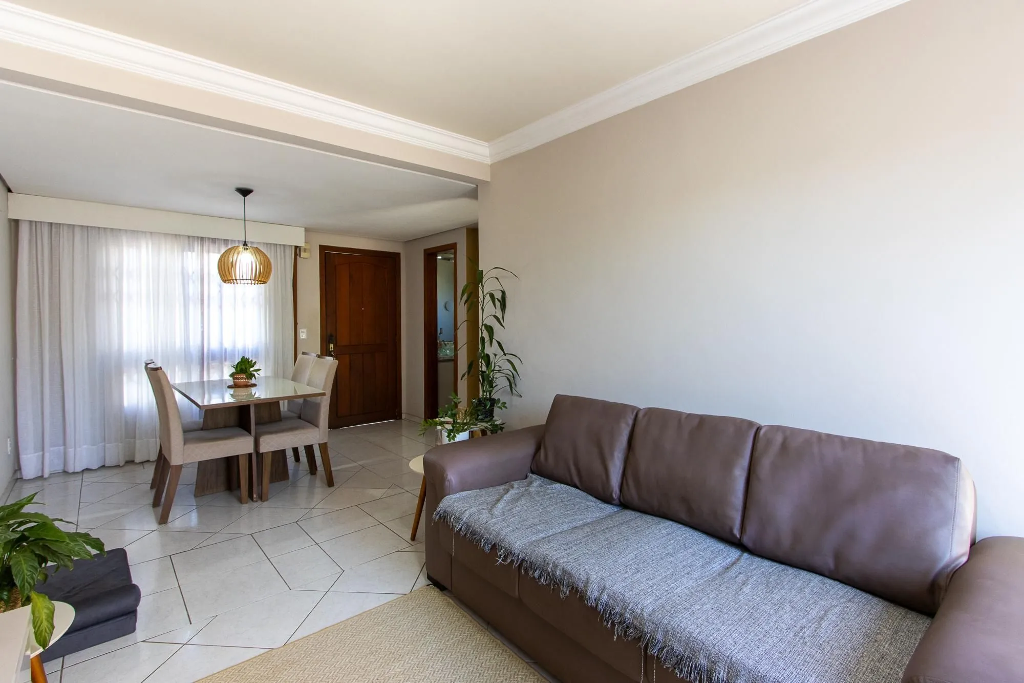 Imagem Casa em condomínio fechado, 104m² privativos, 2 quartos, 1 vaga, bairro Camaquã