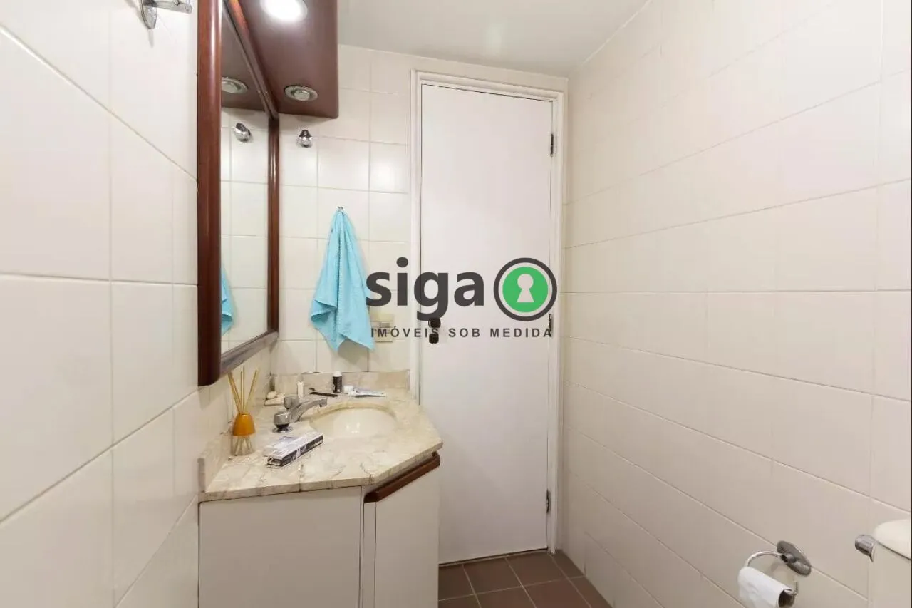 Imagem Apartamento 37 m² em Moema | 1 Dorm, Vaga Livre e Piscina no Condomínio