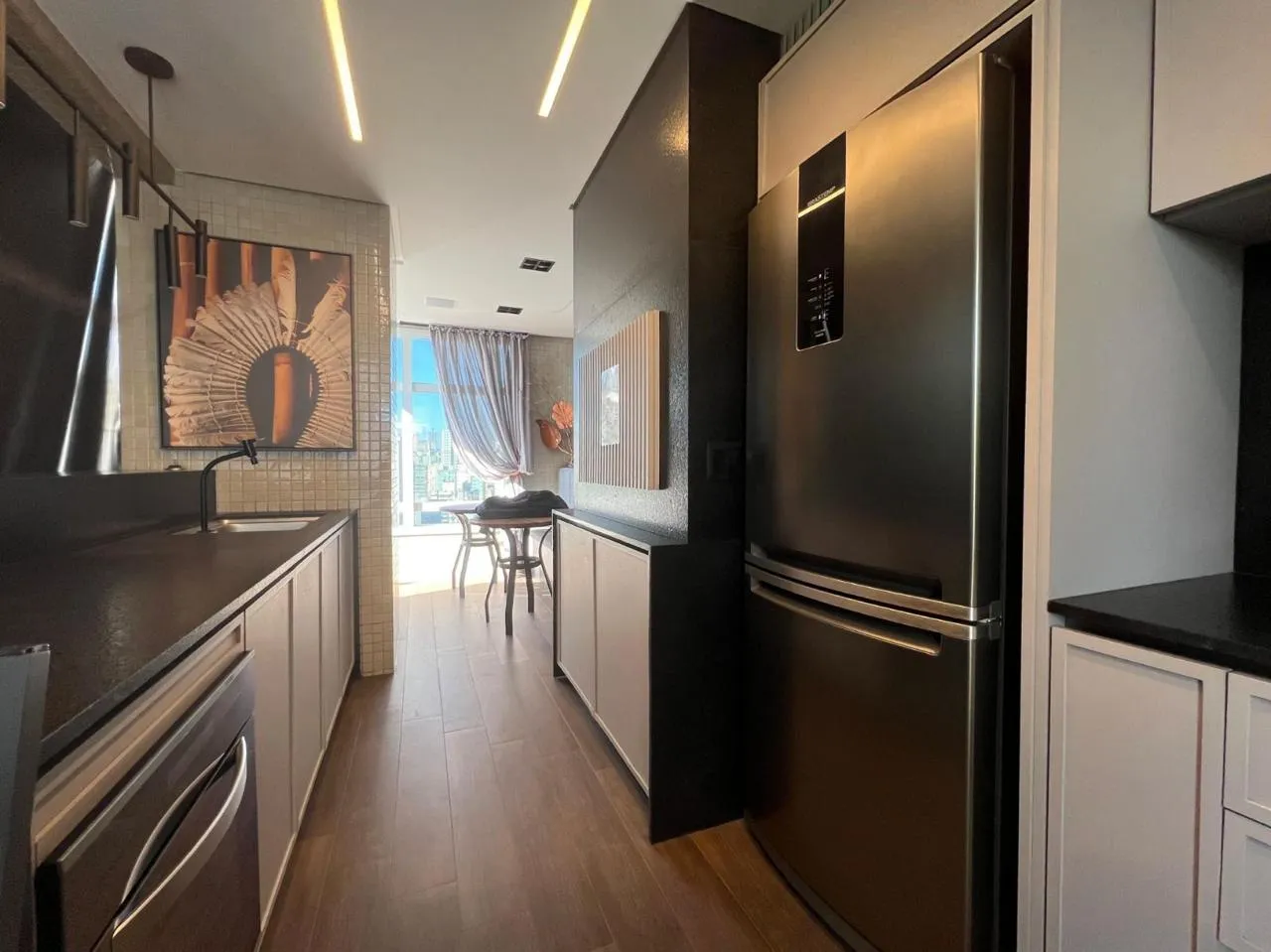 Imagem Apartamento com vista para o mar à venda com 70m2 por R$ 950.000,00