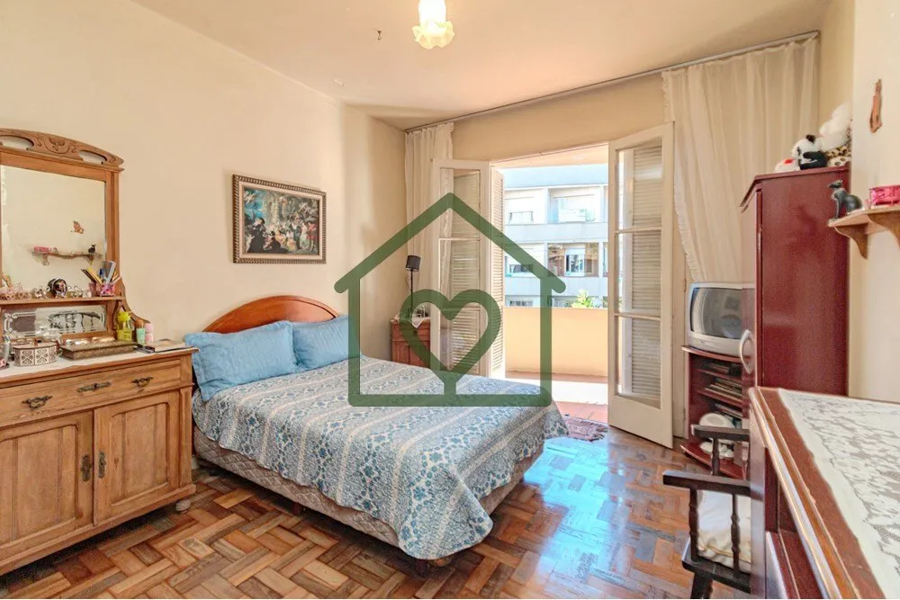 Imagem Aproveite a oportunidade de adquirir este espaÃ§oso apartamento Ã  venda em Porto Alegre, no coraÃ§Ã...