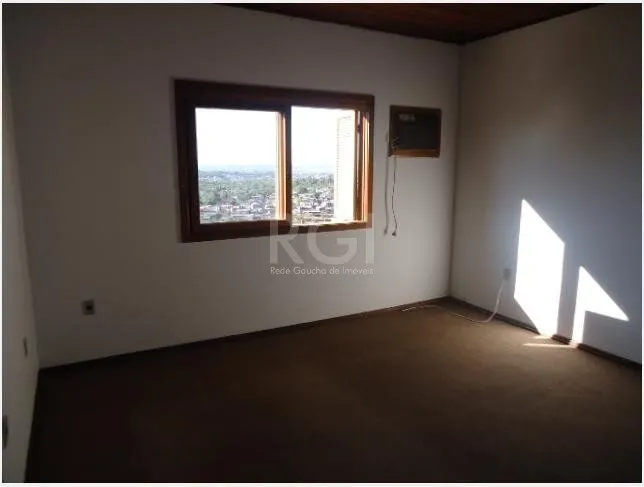 Imagem Casa para Venda - 100m², 3 dormitórios, sendo 1 suites, 3 vagas - Morro Santana
