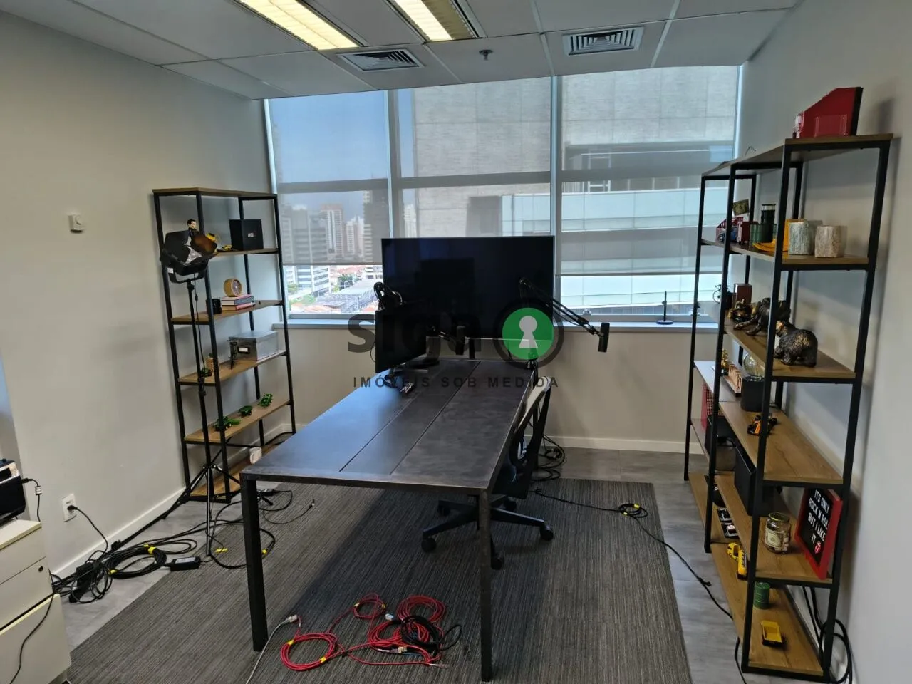 Imagem SALA 669M ² COM MOBILIA PARA LOCAÇÃO AV ROQUE PETRONI BROOKLIN