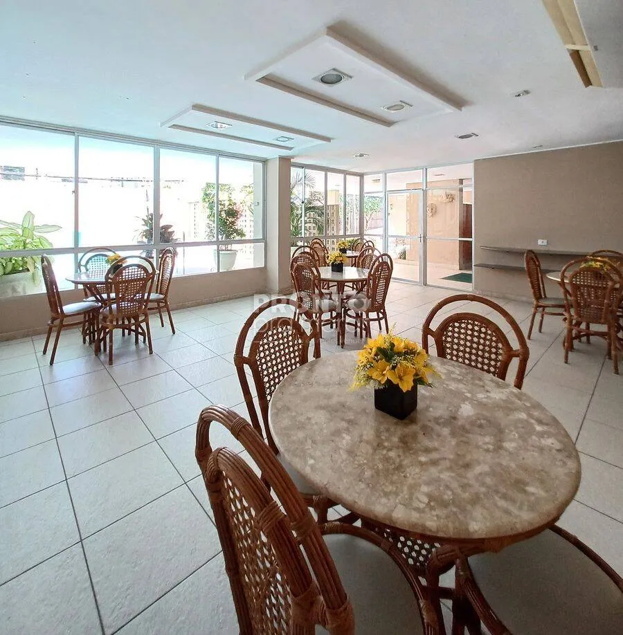 Imagem apartamento localizado no Espinheiro, com 101,93m² de área privativa.