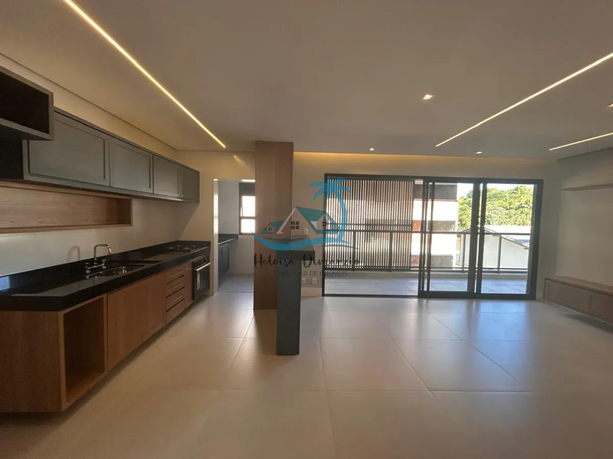 Foto do imóvel Apartamento de alto padrão à venda a 70m do mar na Praia da Enseada em Ubatuba