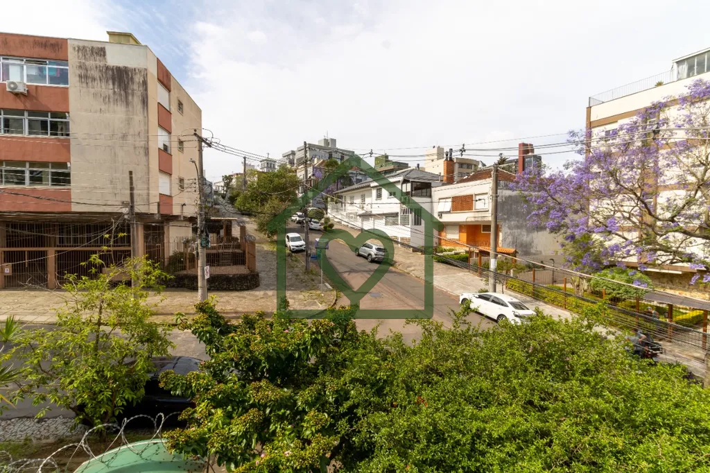 Imagem Para você que busca uma excelente localização para moradia ou montar seu próprio negócio, conhe...
