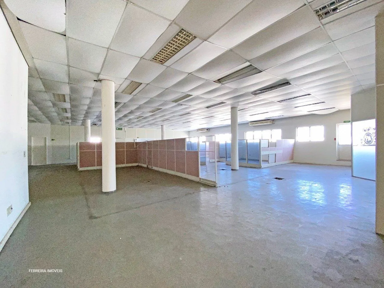 Imagem Predio para Venda - 2297m², 0 dormitórios, 20 vagas - Floresta